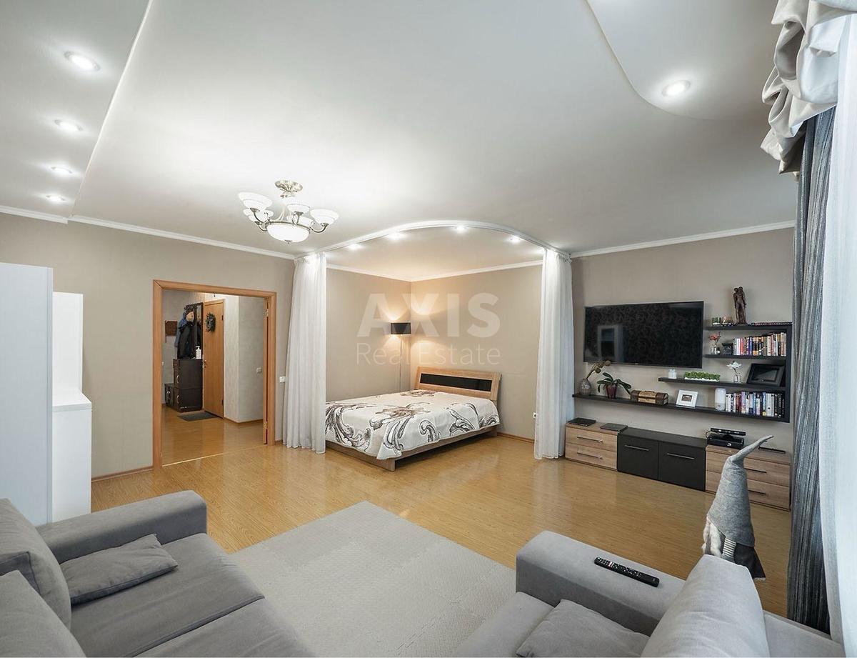 2k apartment vul. Saperno-Slobids'ka 220