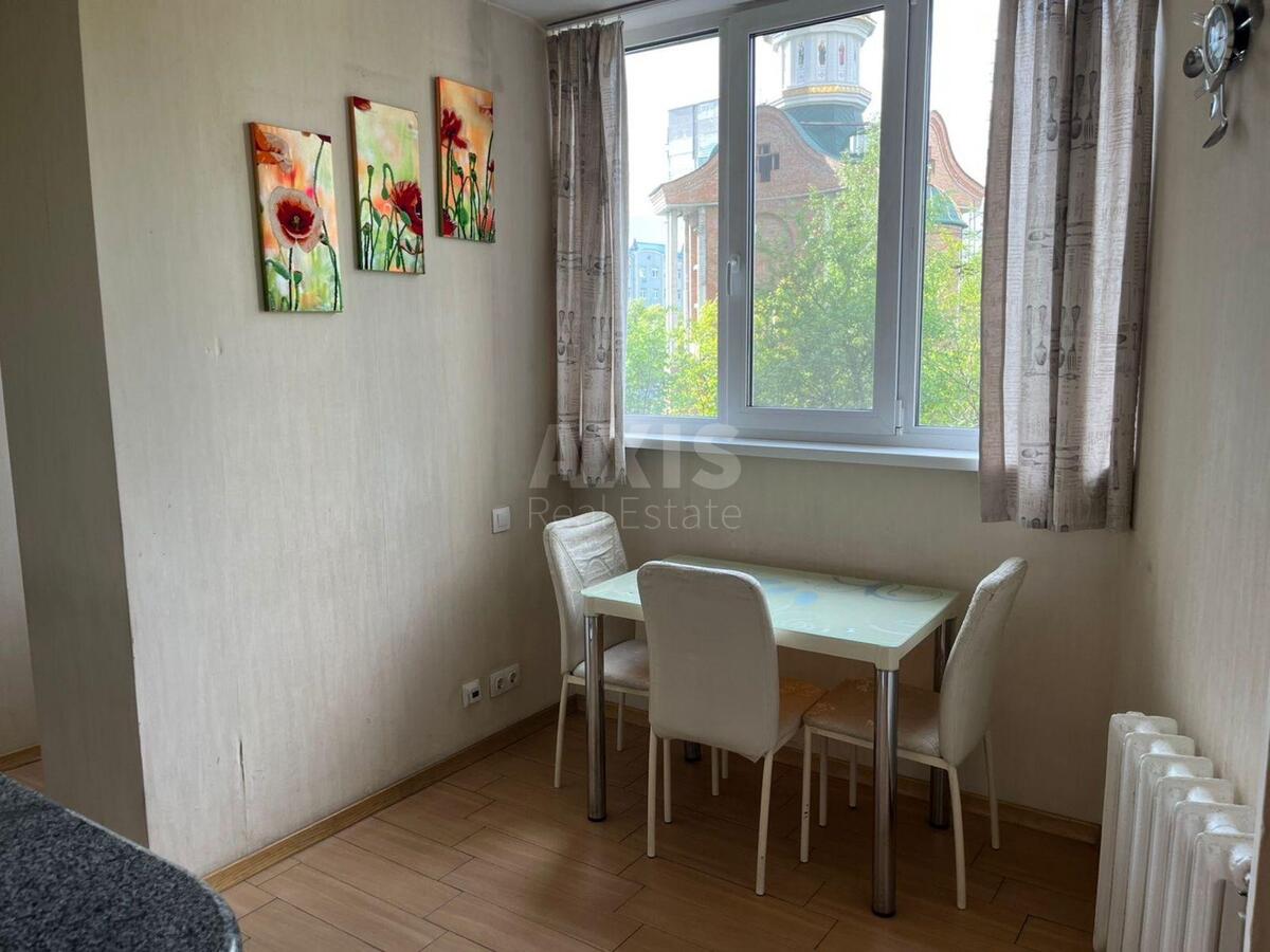 3k apartment vul. Bulahovs'kogo Akademika 5Б0