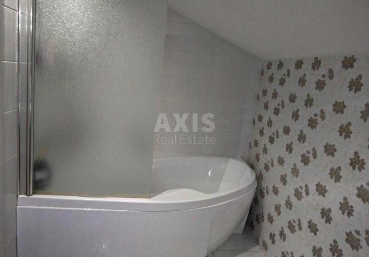 4k apartment vul. Regeneratorna 4, корп. 510