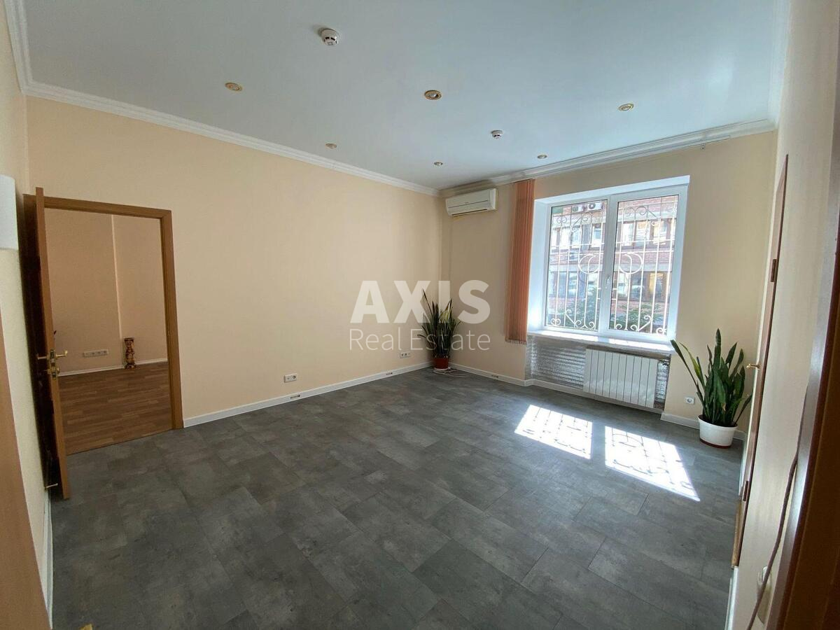 Офис ул. Александра Конисского 48, 52м26032911