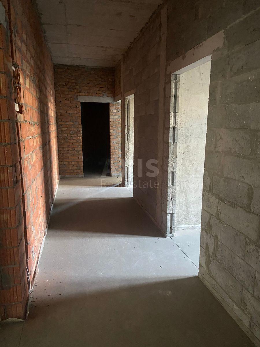 2k apartment vul. Bogatyrs'ka 322