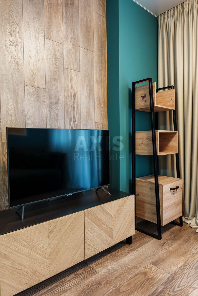 1k apartment vul. Kustanajs'ka 132