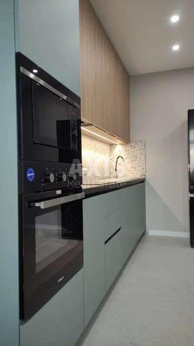 3k apartment pr-t Komarova Kosmonavta 26