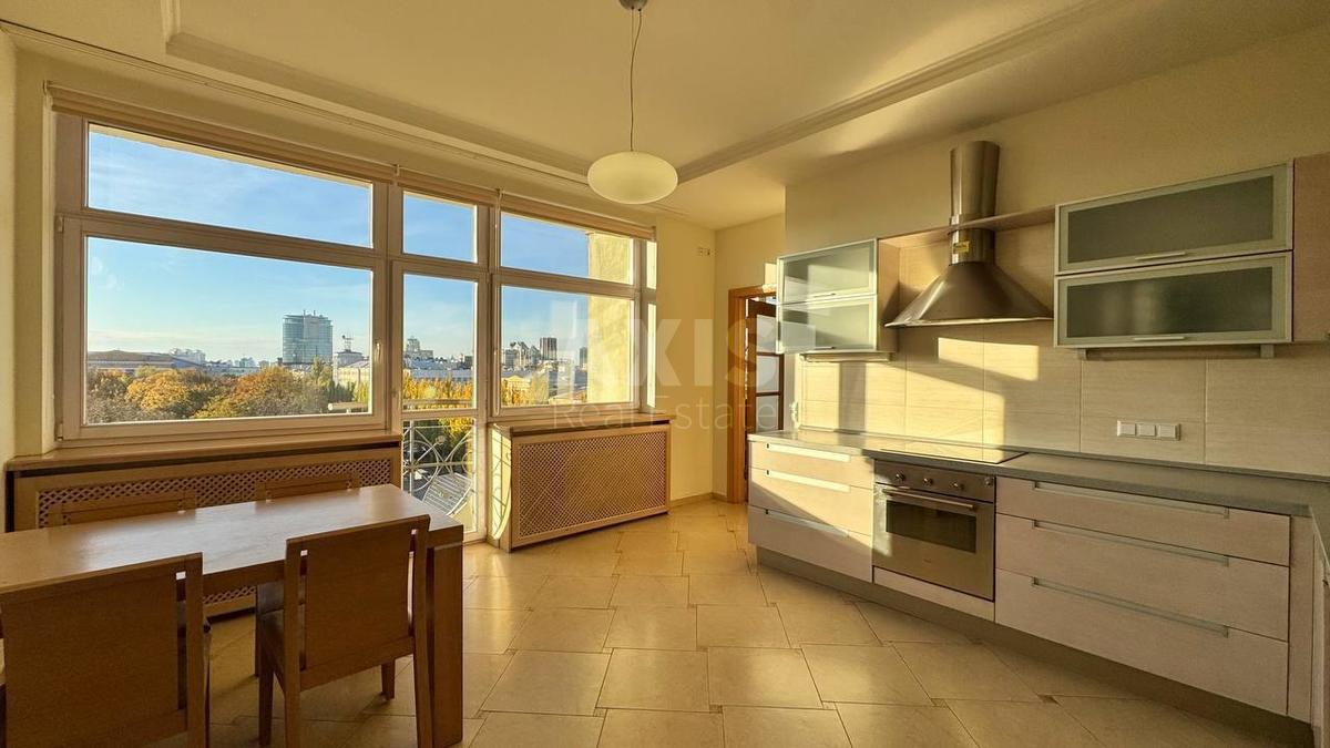 3k apartment bul. Shevchenka Tarasa 111
