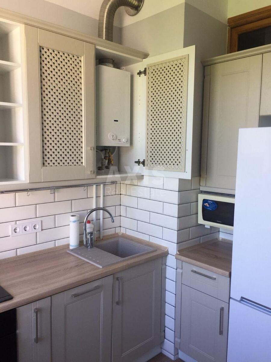 2к квартира пр-т Голосеевский 9059614