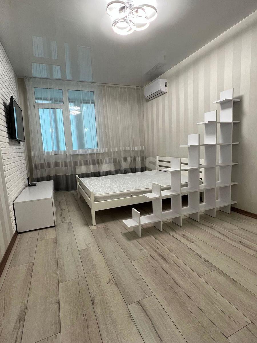 1k apartment vul. Yulia Zdanovska 46/13