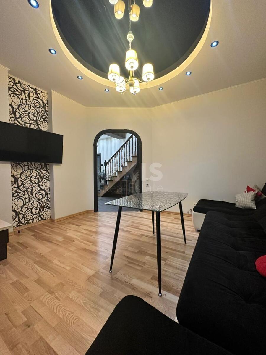 3k apartment vul. Demii'vs'ka 133