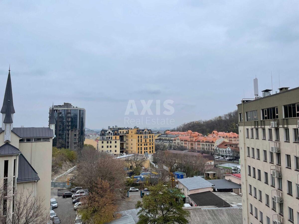 3k apartment vul. Hohlovyh Sim'i' 8