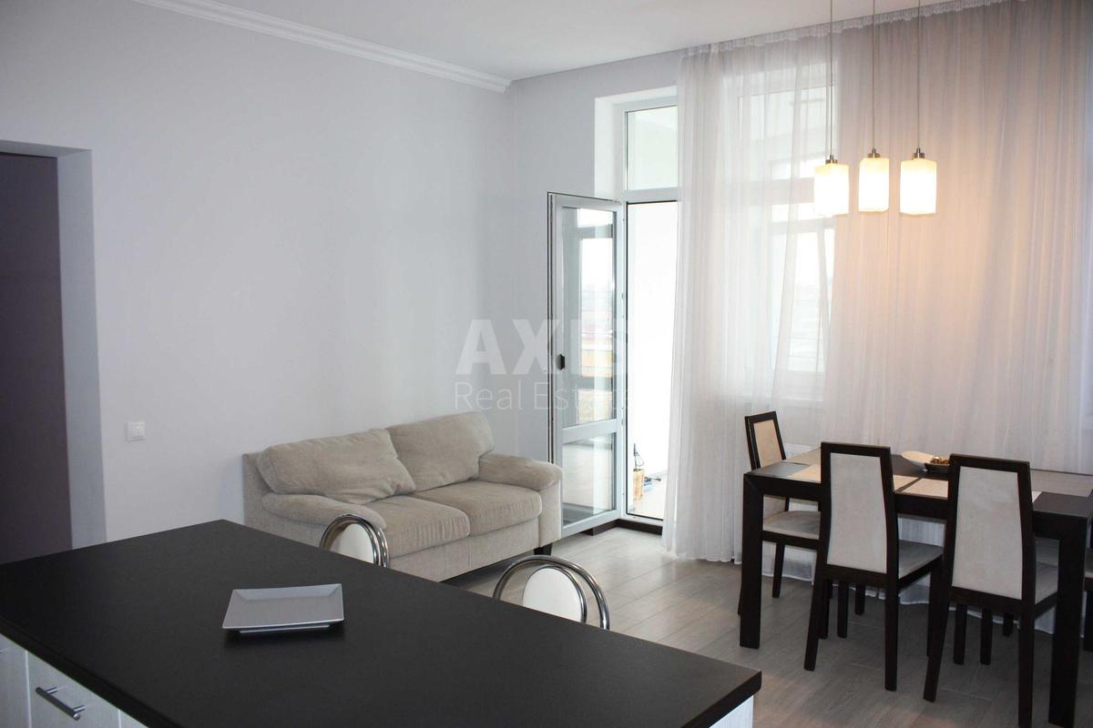 3k apartment vul. Mel'nykova 18Б0