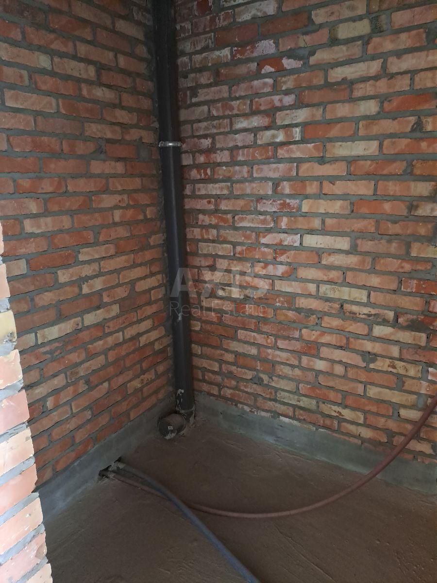 2k apartment vul. Uzhgorods'ka 4/15