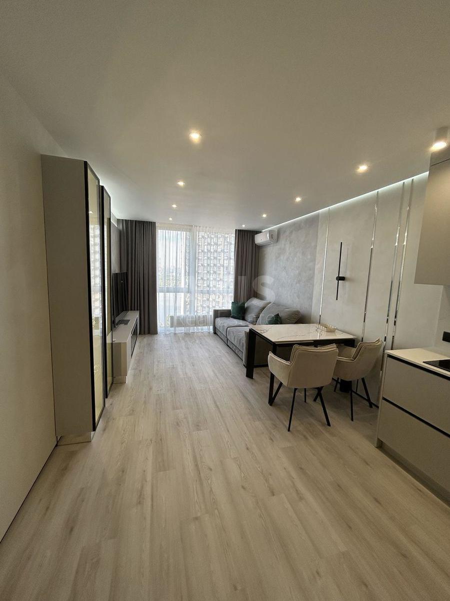2k apartment nab. Dniprovs'ka 155