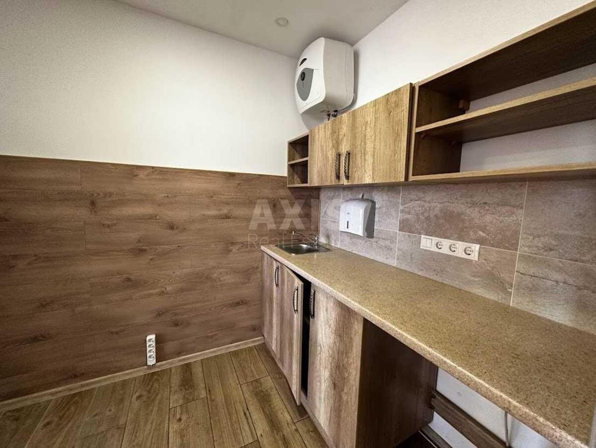 Офис ул. Деловая 5, 500м28