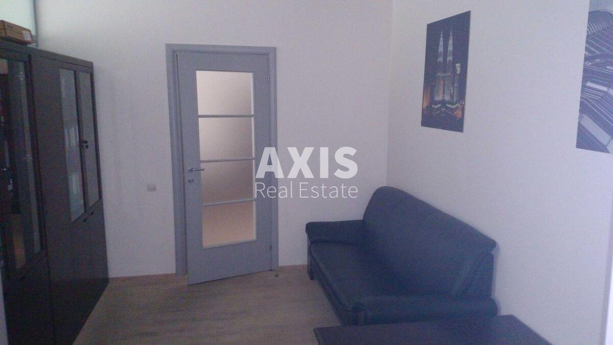 Office vul. Sichovyh Stril'civ 52А, 189m2538625