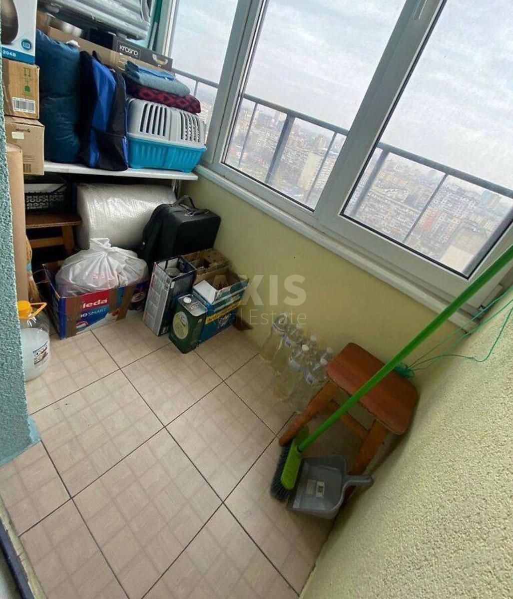 1k apartment vul. Bogatyrs'ka 6А5