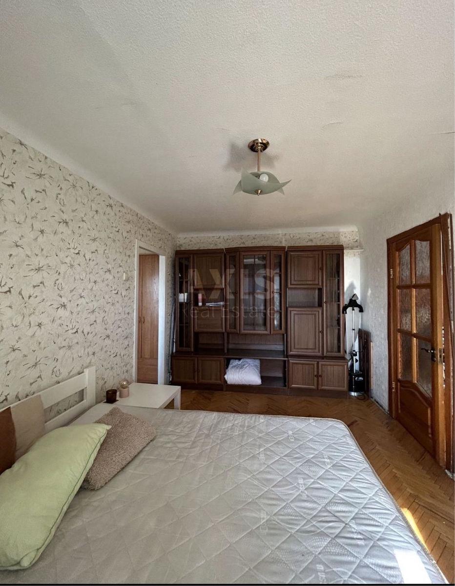 2k apartment vul. Turivs'ka 42