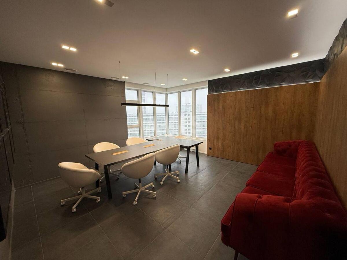 Office uzv. Klovs'kyj 7А, 185m21