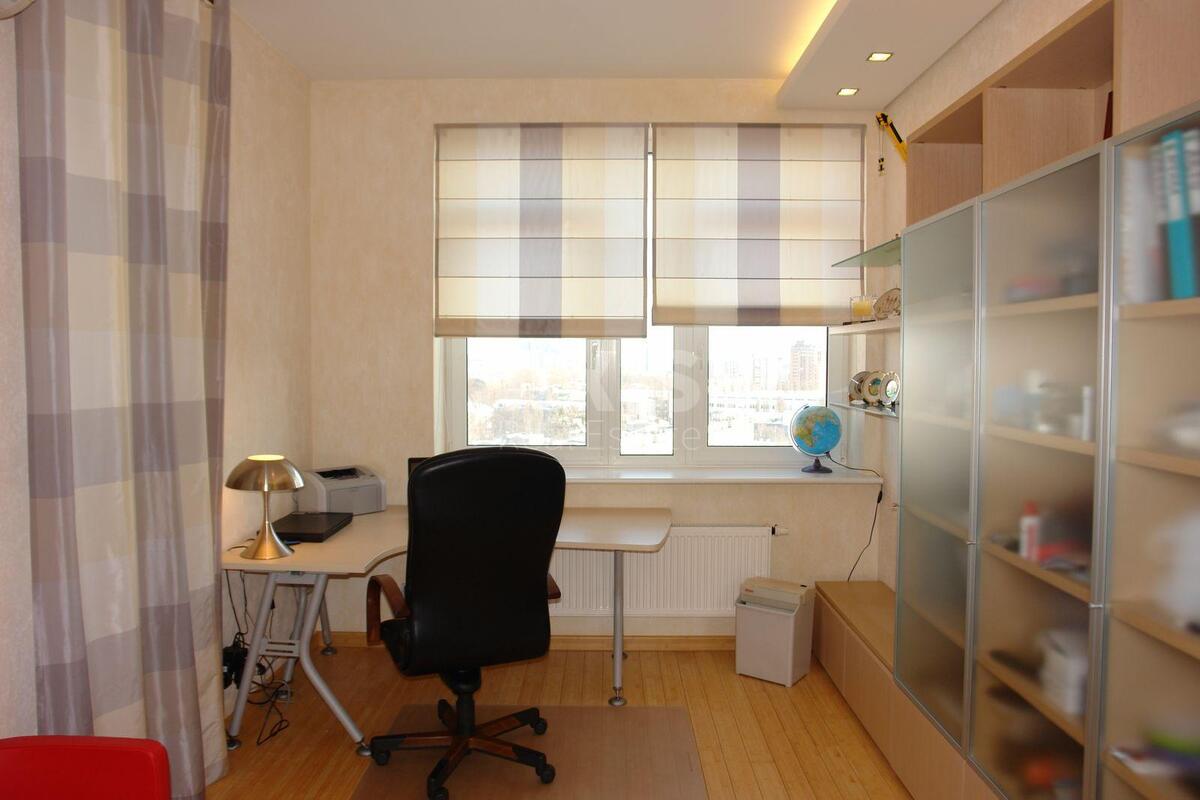 4k apartment vul. Proviants'ka 31