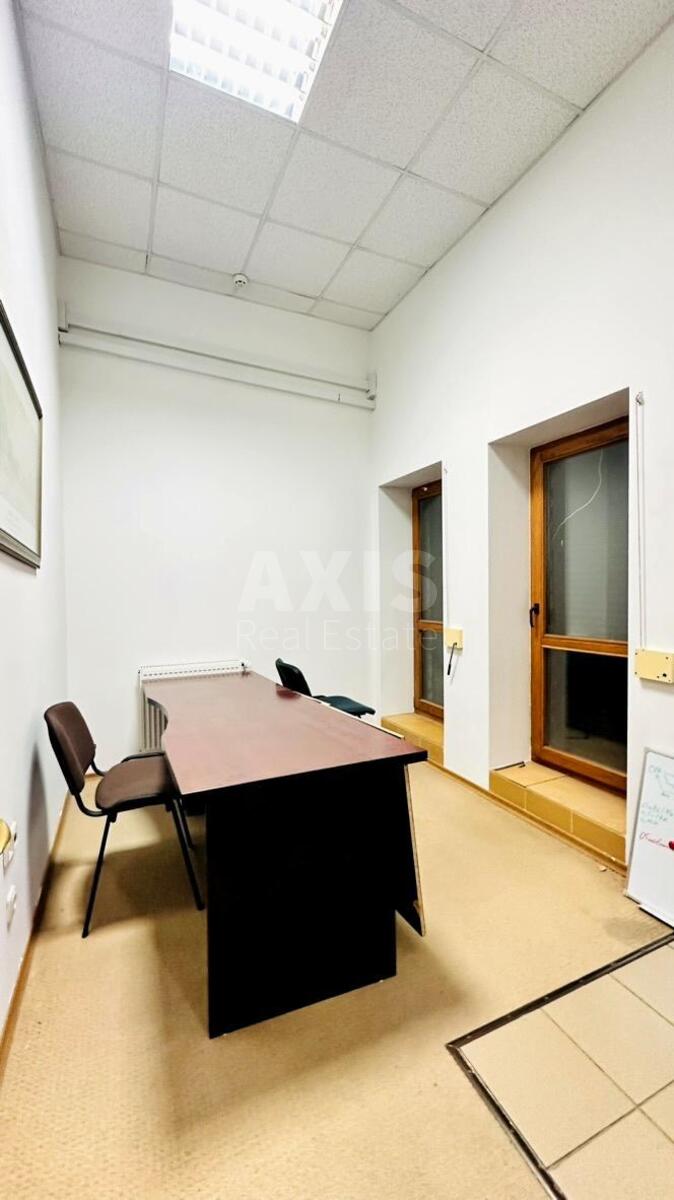 Office vul. Petrivs'ka 19, 150m26263511