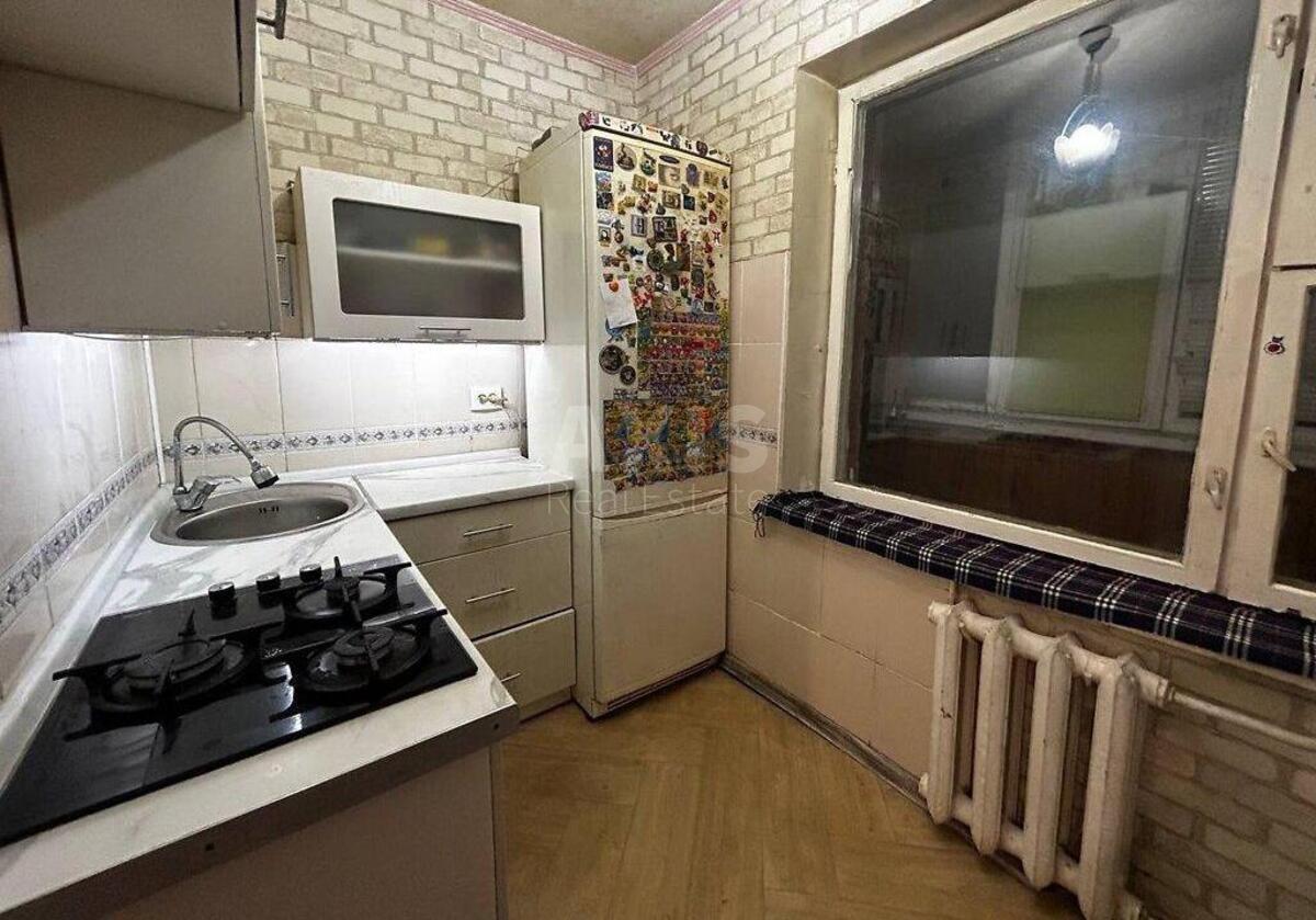 1к квартира вул. Синьоозерна 6А