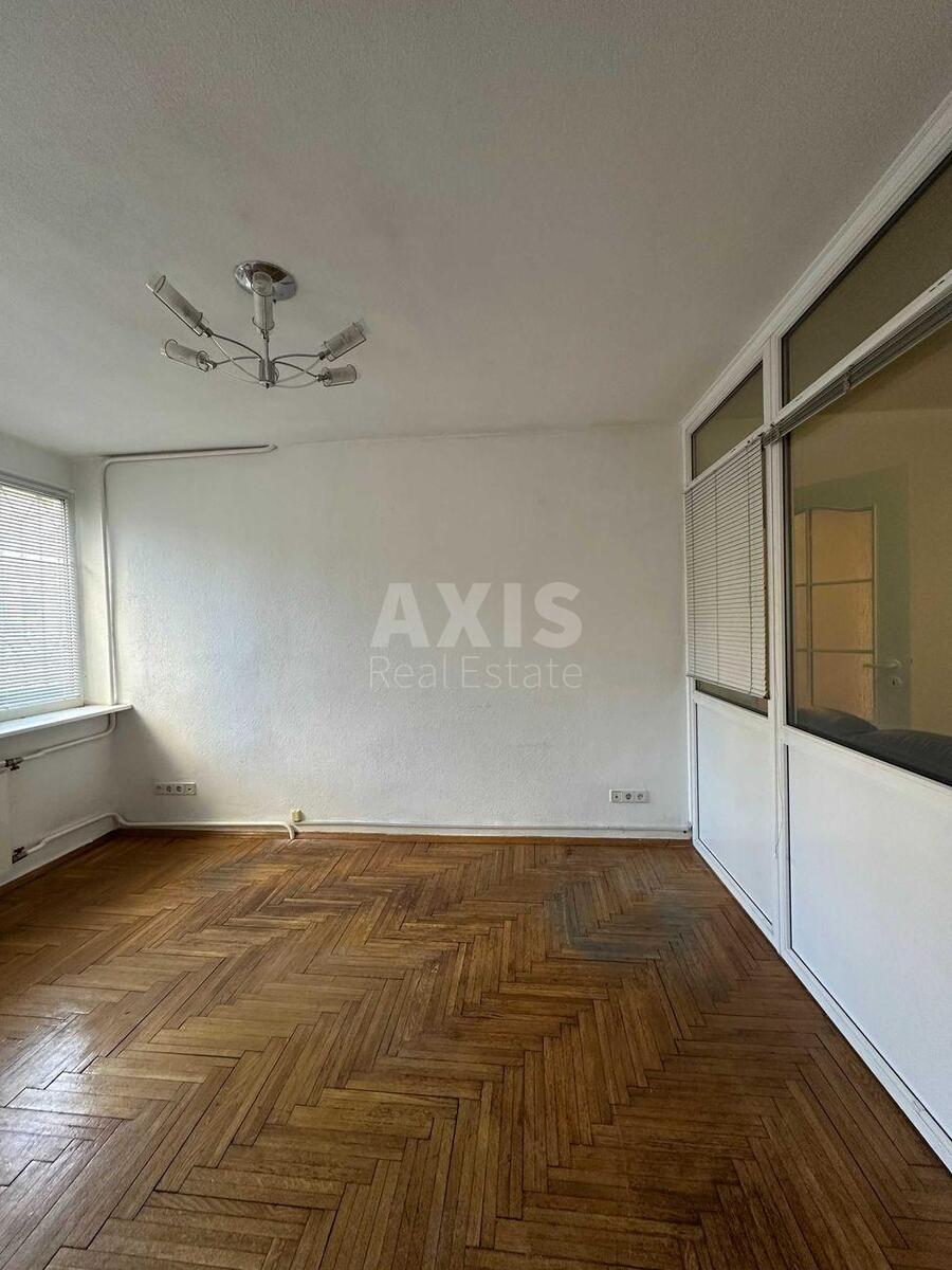 Office vul. Velyka Vasyl'kivs'ka 124А, 56m23