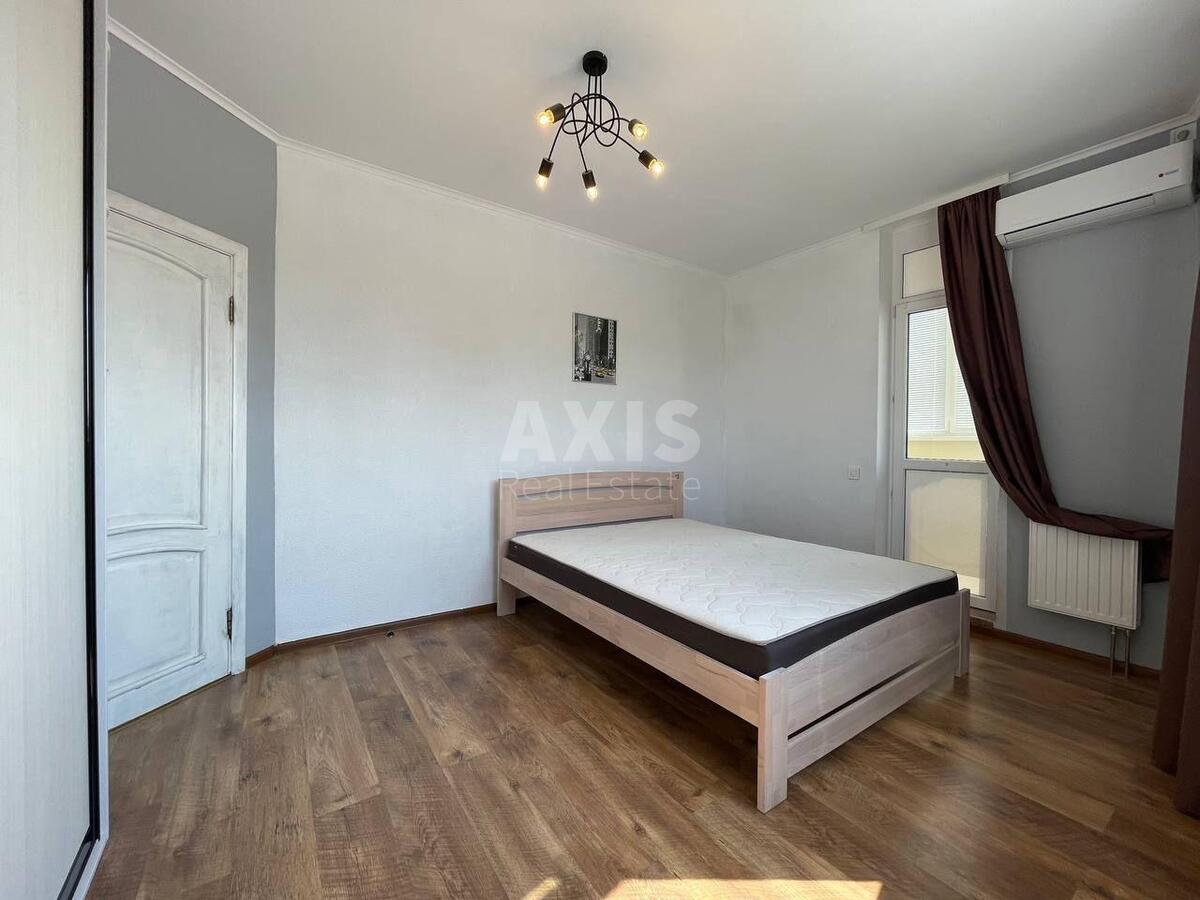 3к квартира ул. Семьи Кульженков 335770710