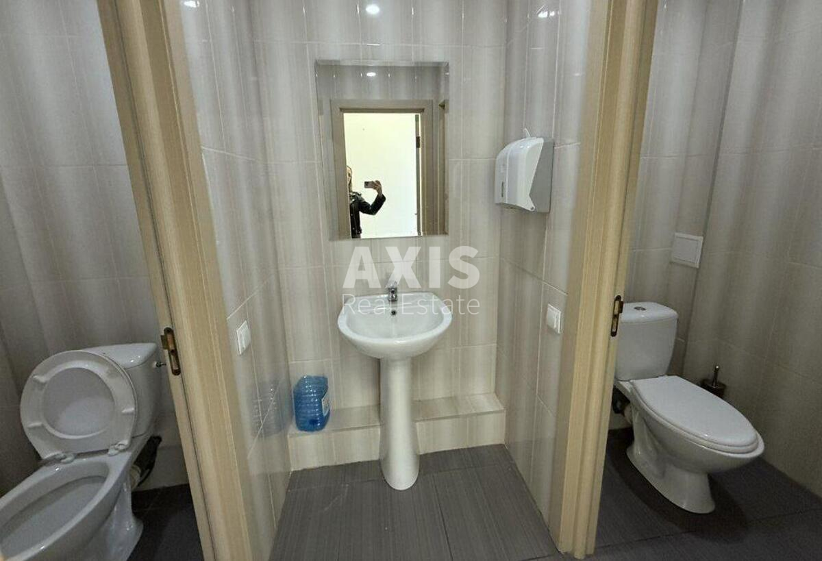 Office uzviz Voznesens'kyj 23А, 110m24