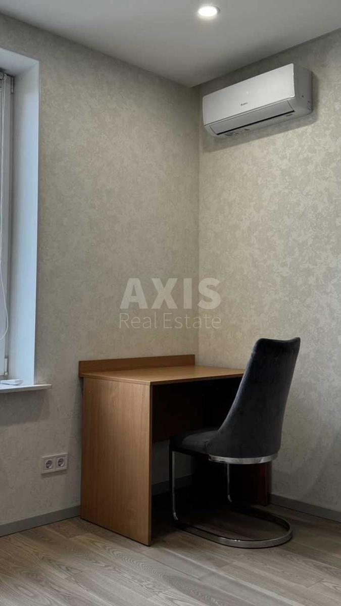 1k apartment prov. Kolomyjs'kyj 64