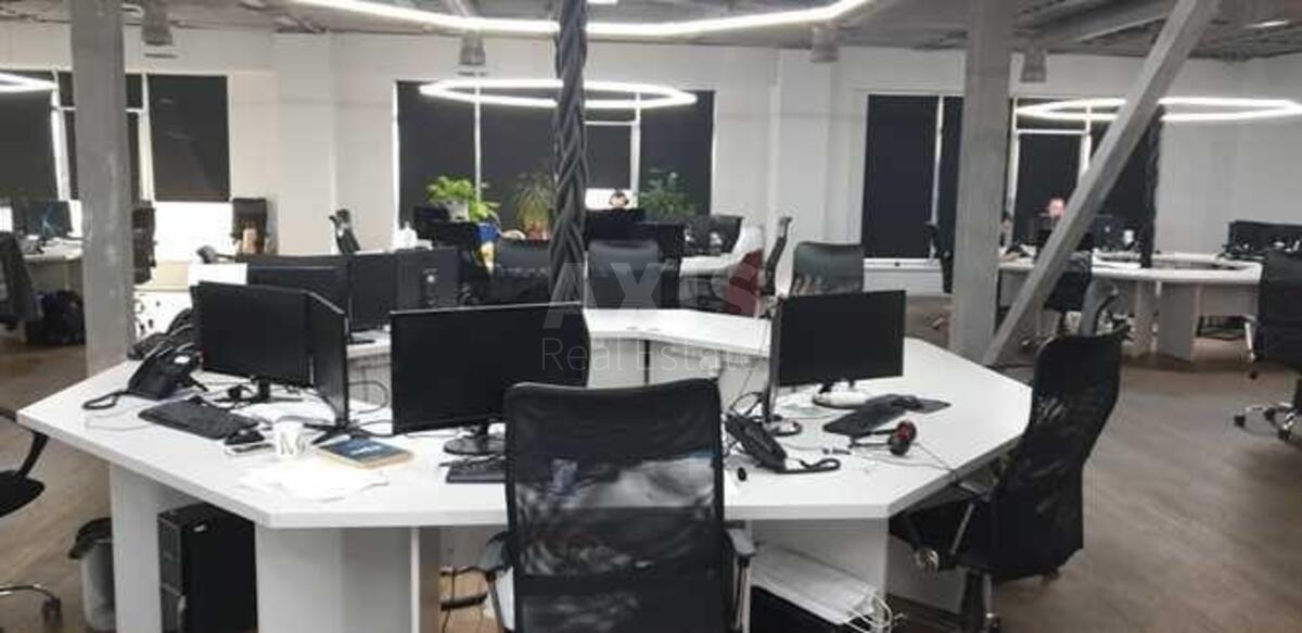 Office vul. Degtjarivs'ka 27Т, 710m2592360