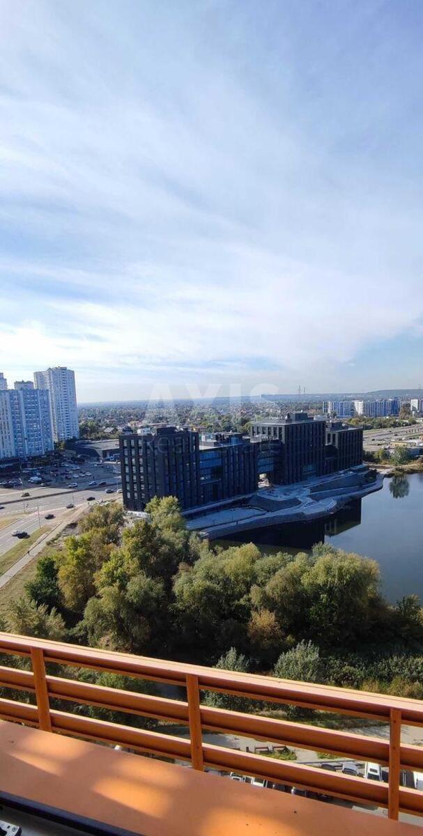 2k apartment nab. Dniprovs'ka 18627107