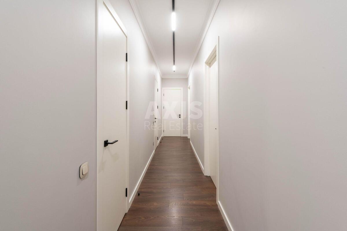 4k apartment vul. Strutyns'kogo Sergija 2631208