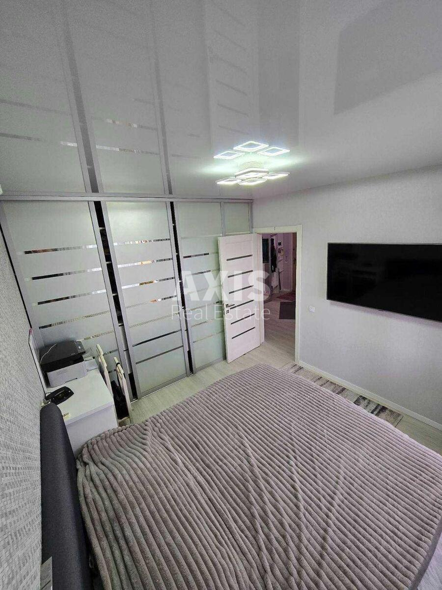 3k apartment vul. Zabolotnogo Akademika 116585016