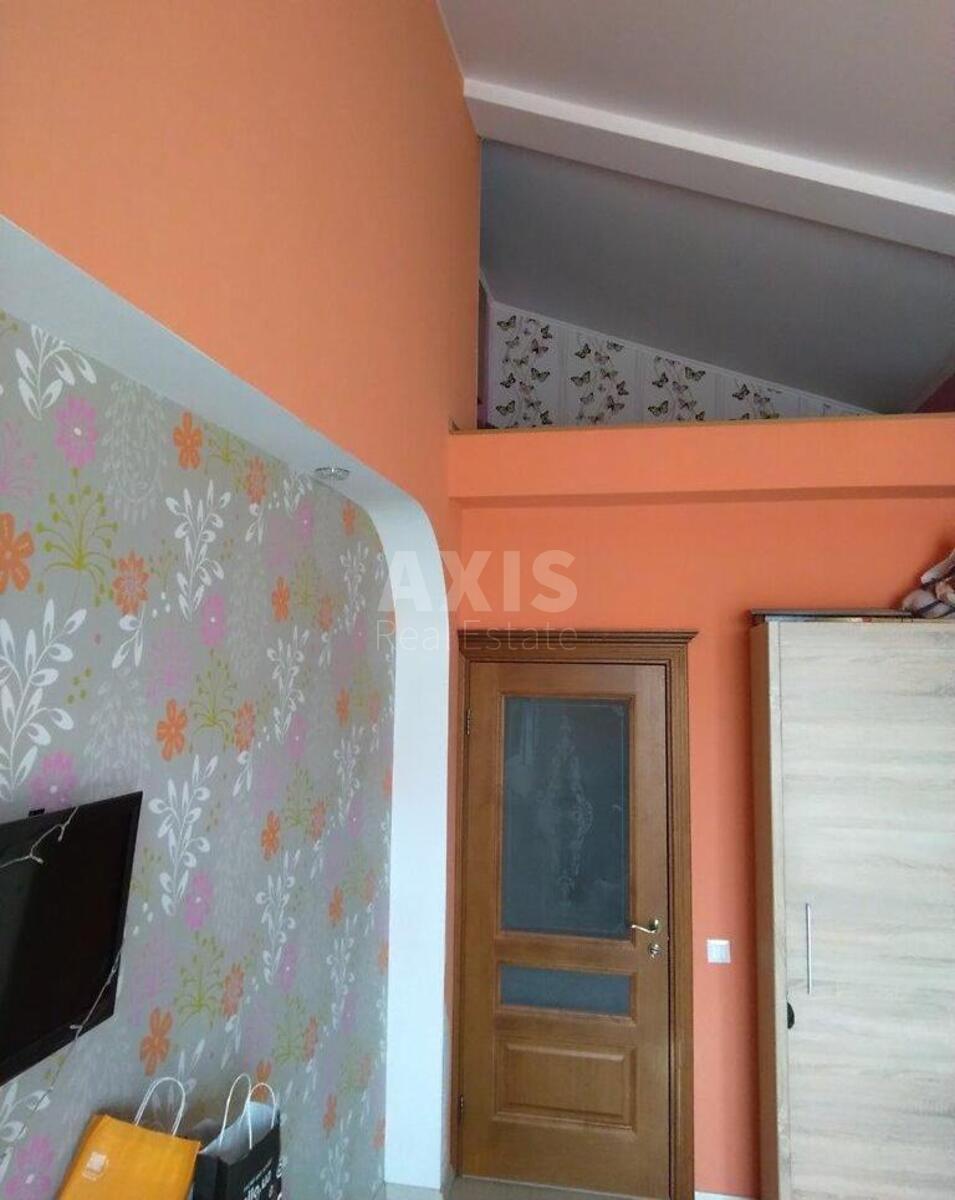 4k apartment vul. Regeneratorna 4, корп. 511