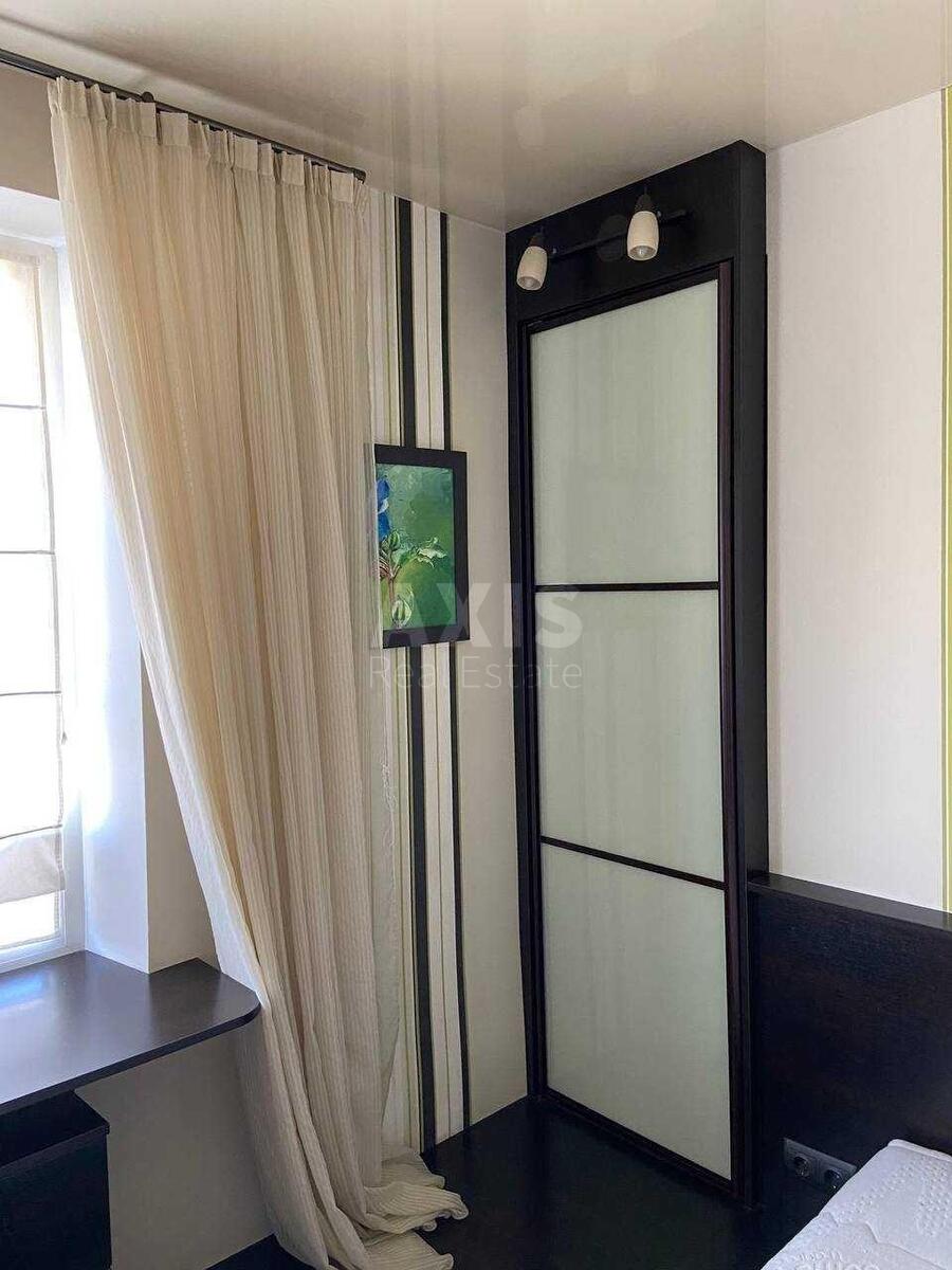 2k apartment vul. Malynovs'kogo Marshala 258