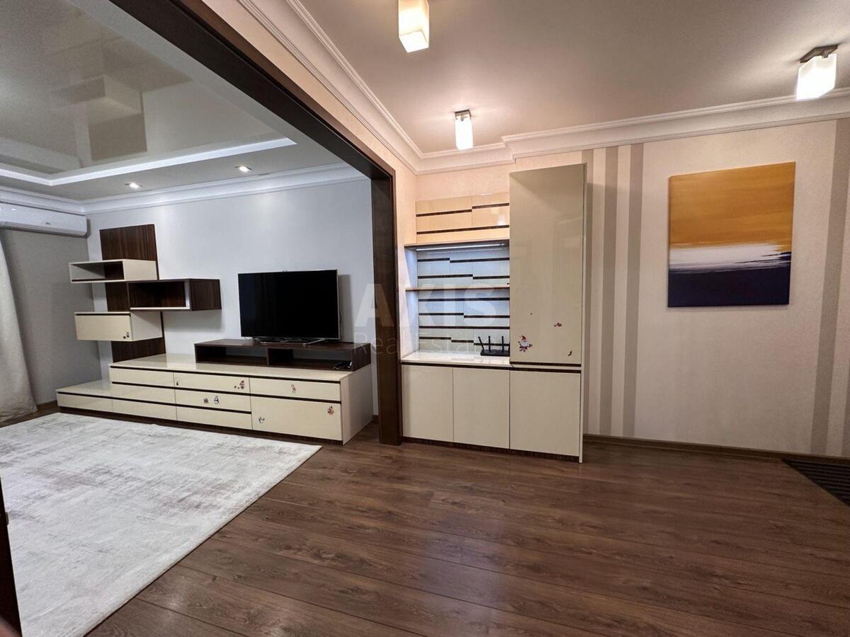 3k apartment pr-t Tychyny Pavla 18Б0