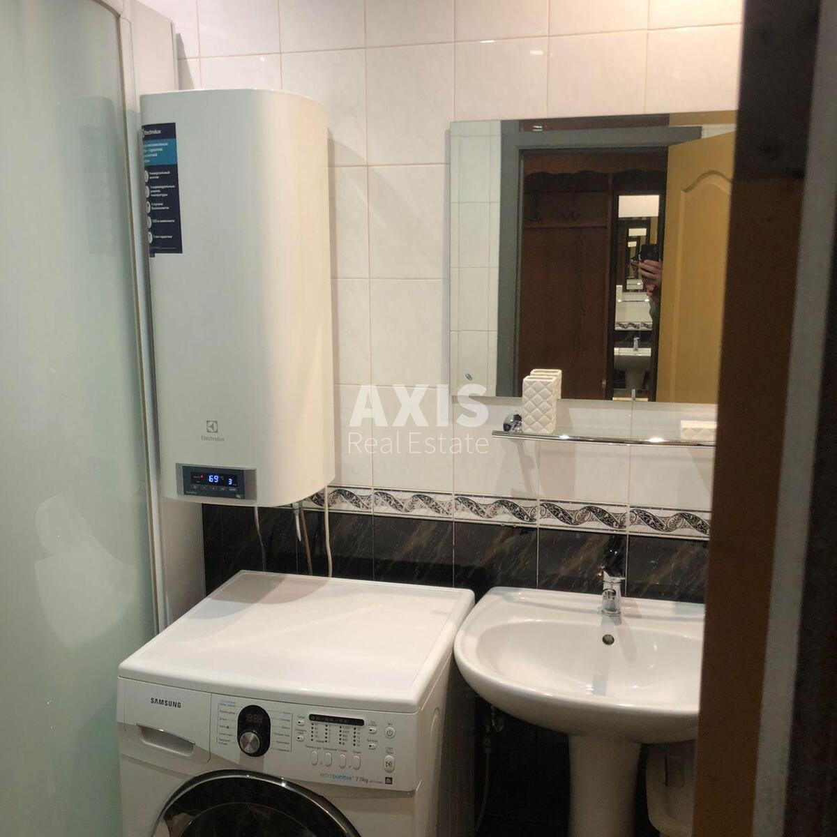 3k apartment vul. Jevgena Konoval'cja 15/4508086