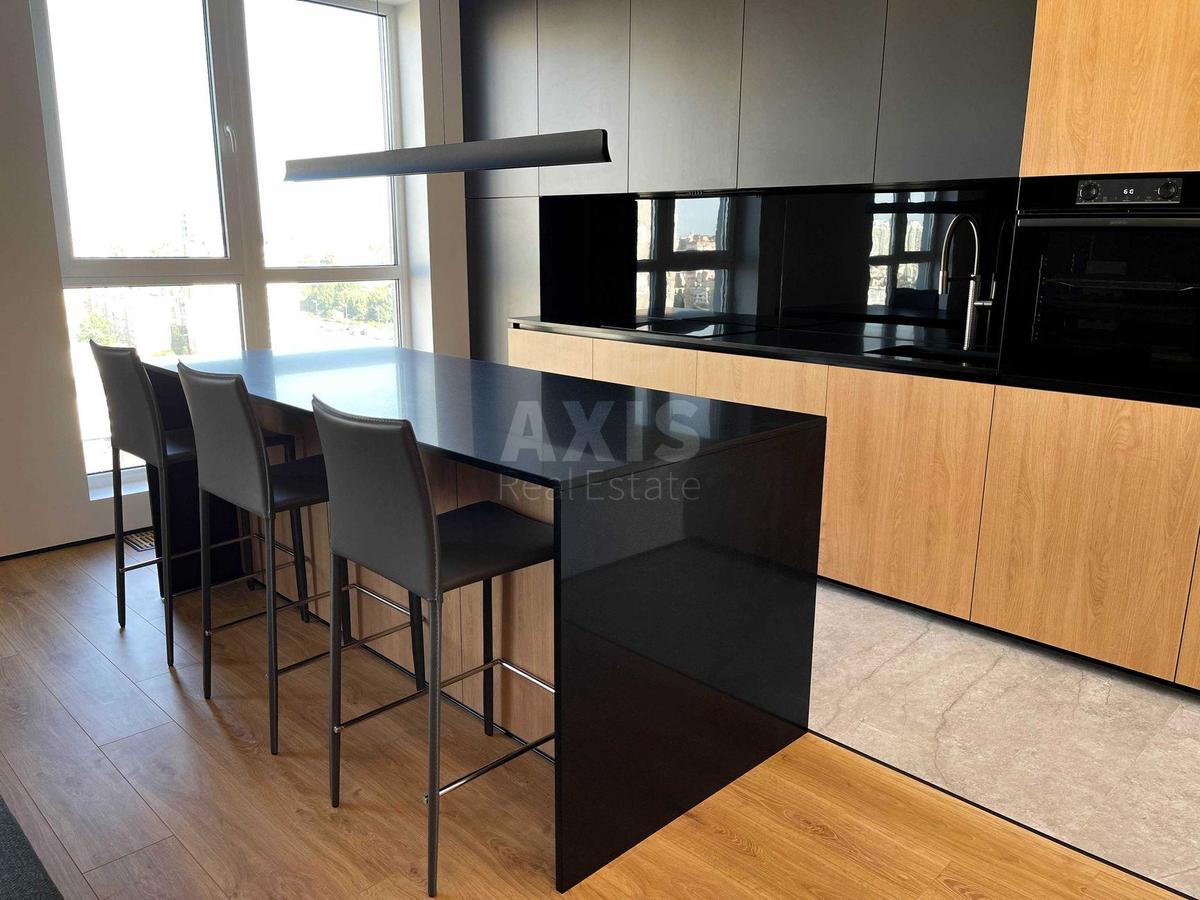 2k apartment vul. Revuc'kogo 400