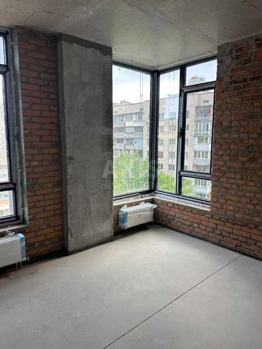 4k apartment vul. Barbjusa Anri 39/24