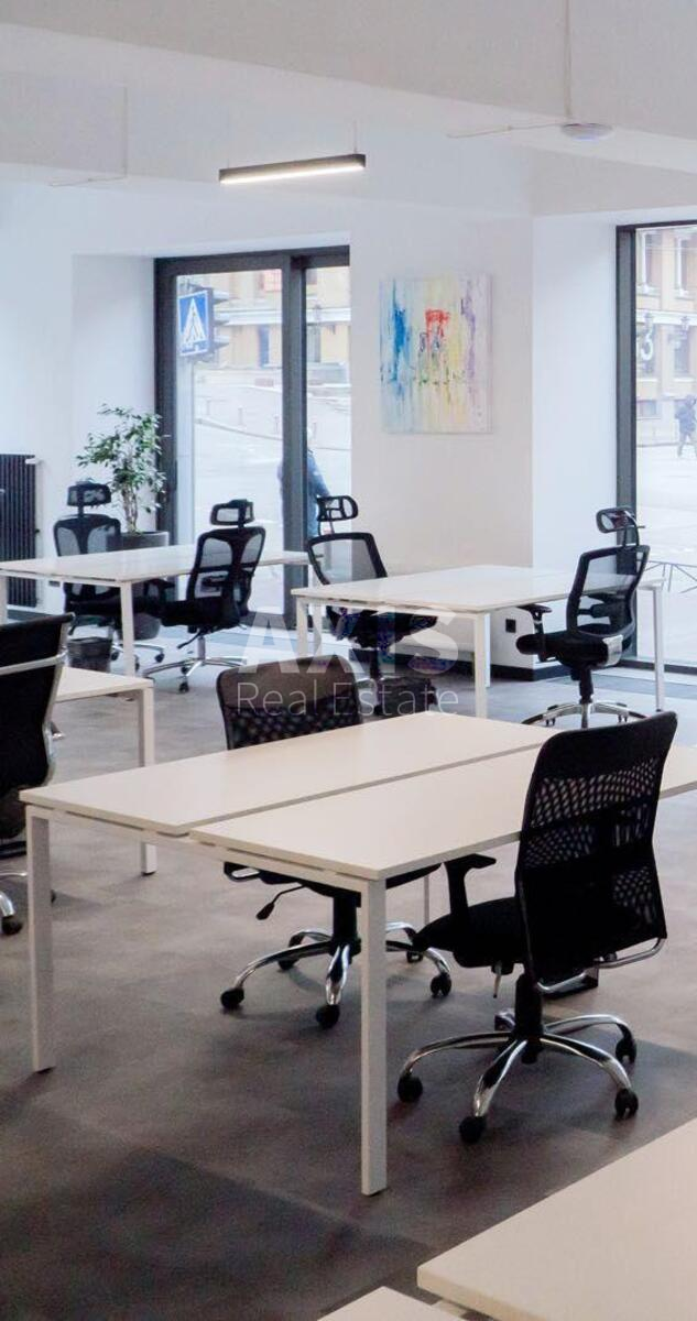 Office vul. Saksagans'kogo 53/80, 227m23