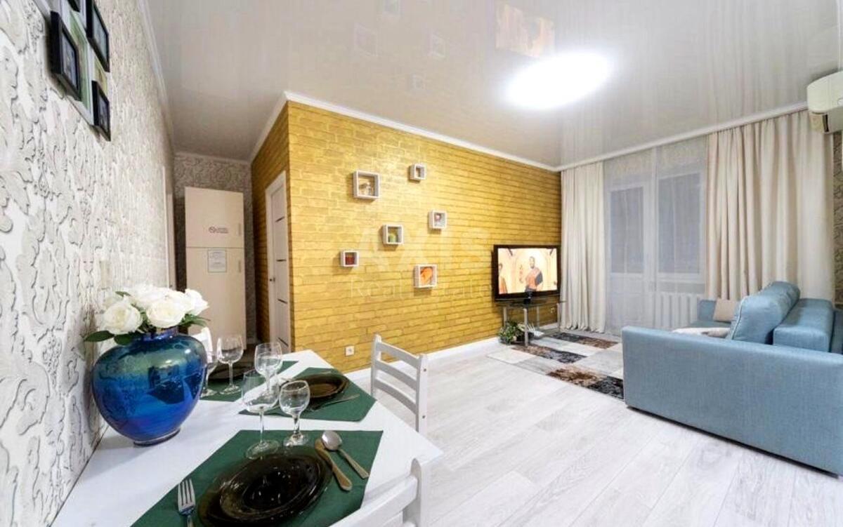 3к квартира ул. Бассейная 10615364