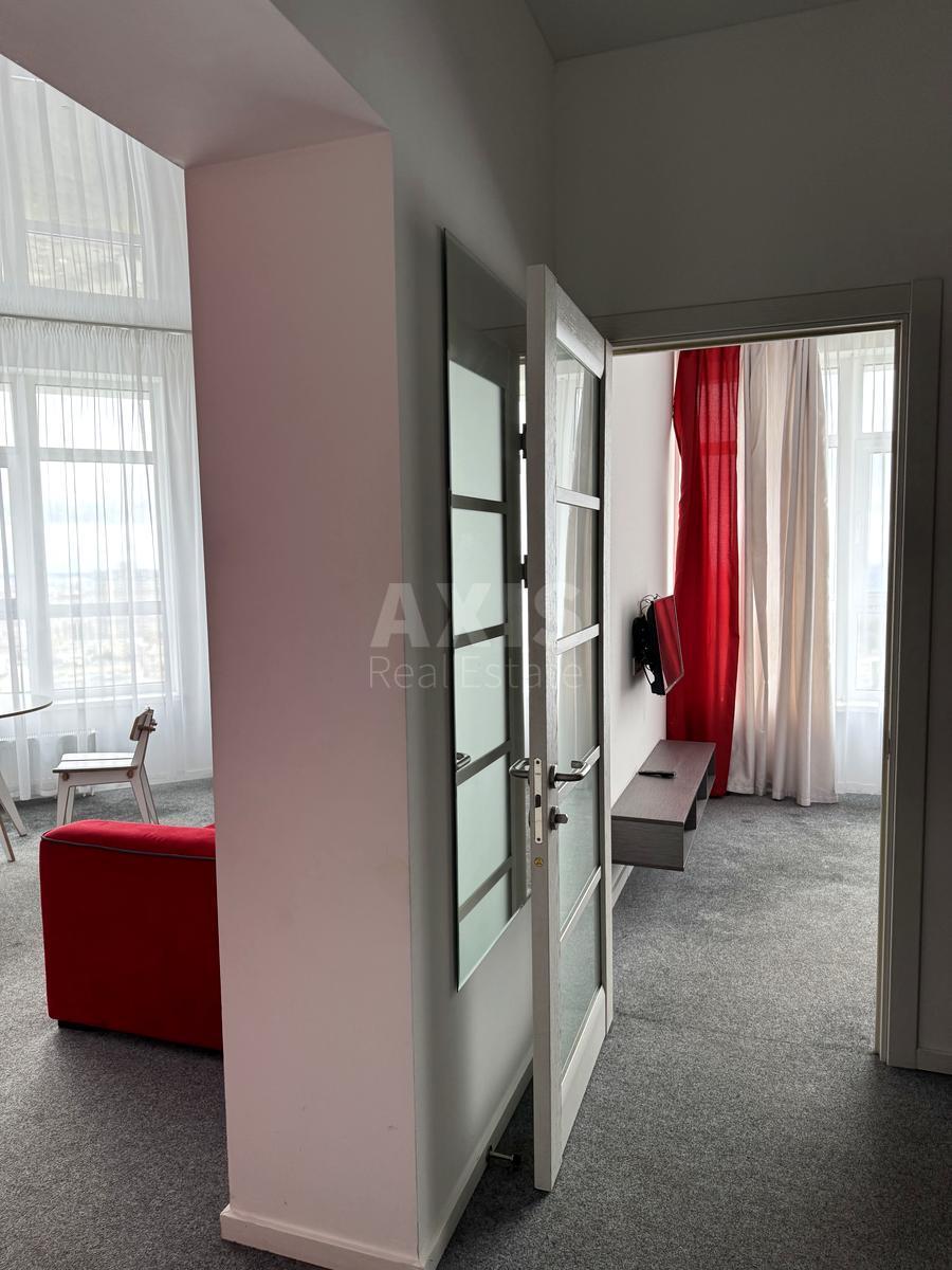 1k apartment uzv. Klovs'kyj 7615528