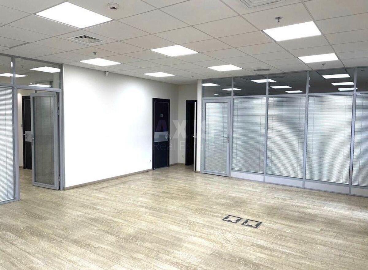 Office vul. Vasylya Tyutyunnyka 37/1, 224m2613346