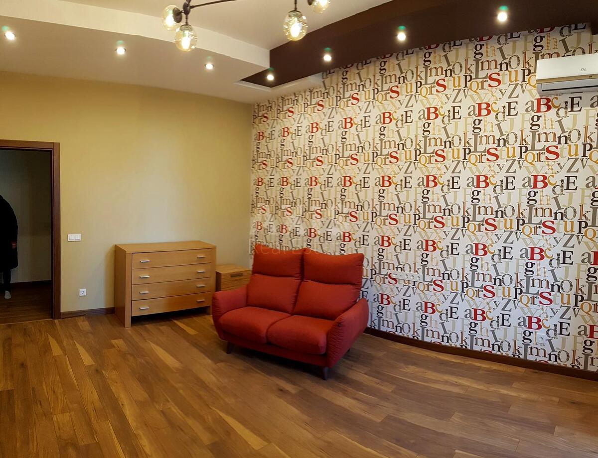 4k apartment vul. Poltavs'ka 13607673