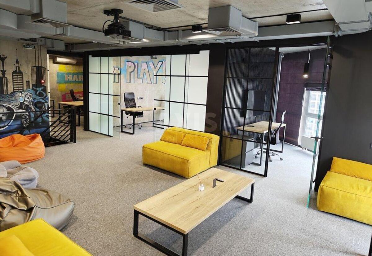 Office pr-t Lobanovs'kogo 150Б, 242m260789