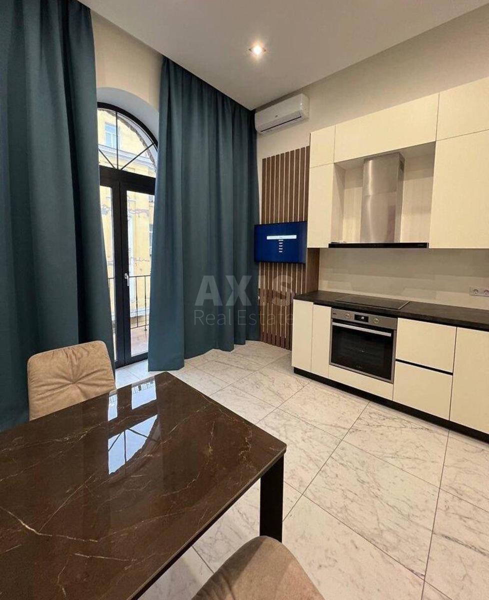 2k apartment vul. Shovkovychna 230