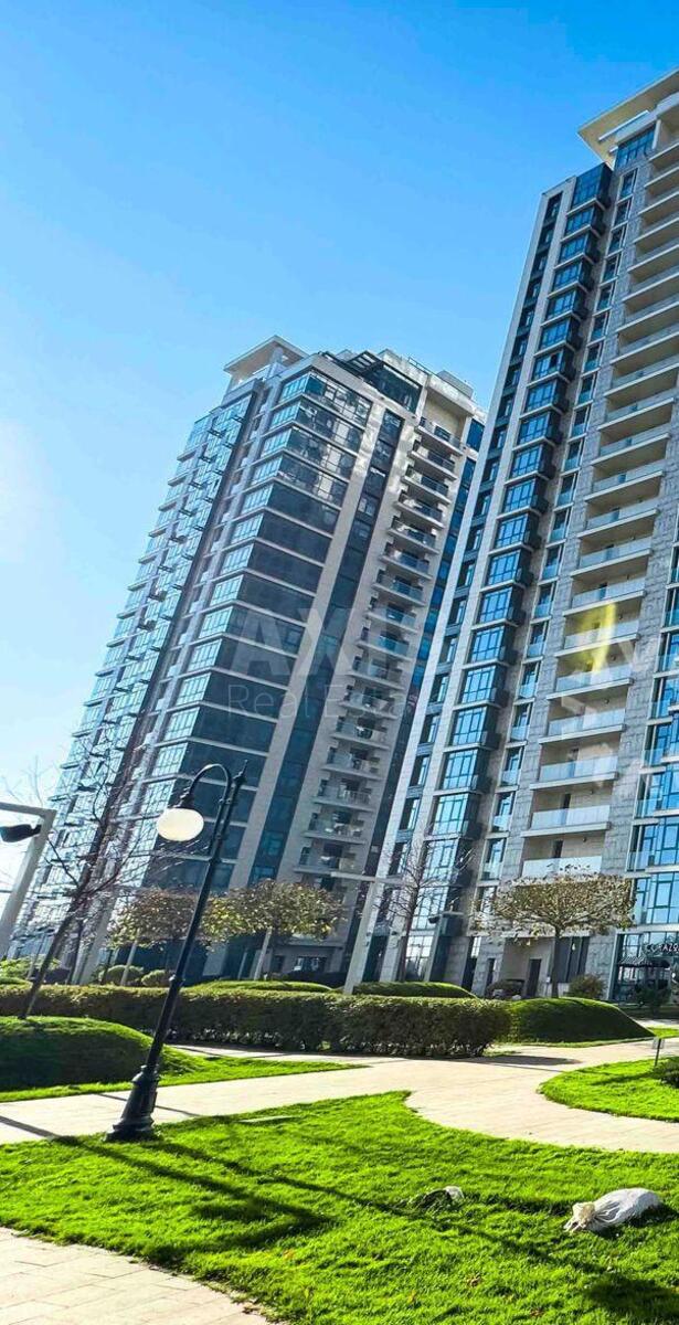 Service object vul. Dragomyrova Myhajla 7, 65m2566391