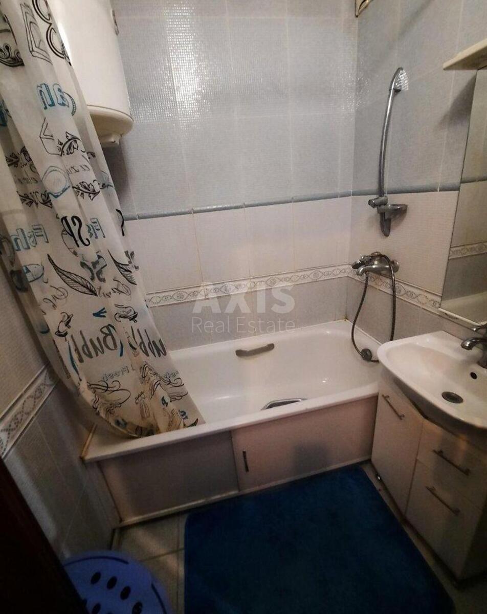 1k apartment pr-t Glushkova Akademika 295665810