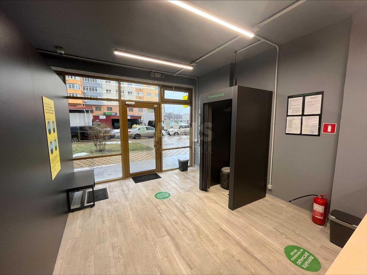 Trade object vul. Kondratjuka Jurija 5, 55m22