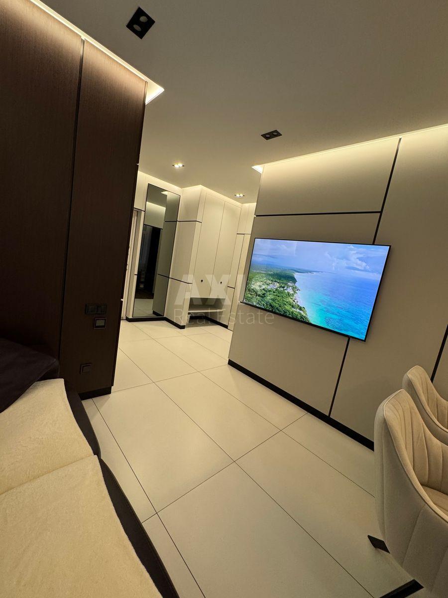 1k apartment vul. Zabolotnogo Akademika 1484