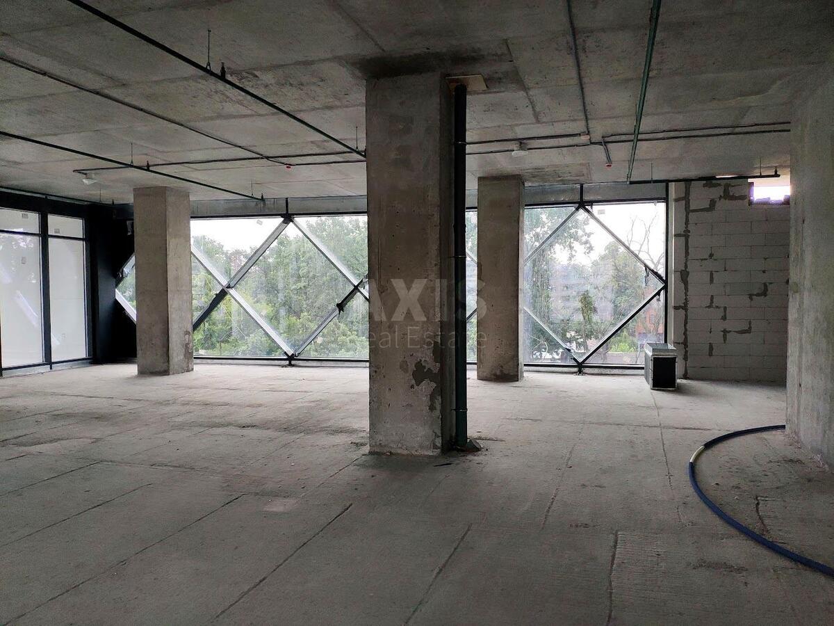 Trade object vul. Stusa Vasylja 35/37, 600m2617696