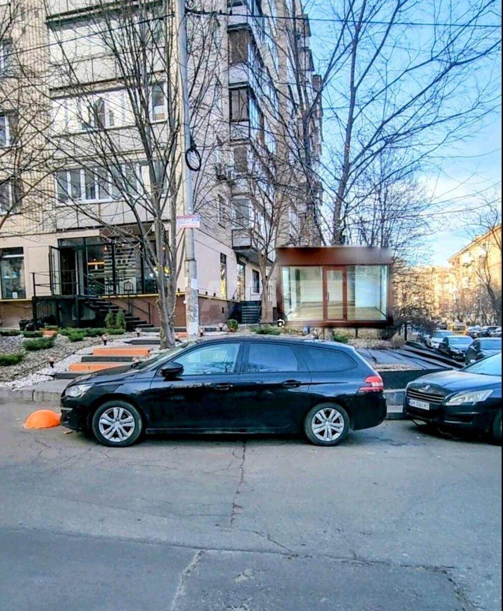 Об'єкт торгівлі вул. Драгомирова Михайла 6Б, 77м257658
